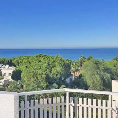 Villa Sleeps 6 Air Con Wifi T689257